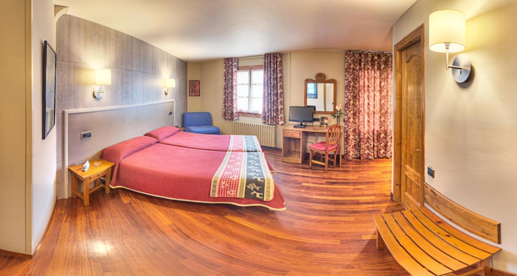 Hotel Aragueells Benasque Luaran gambar