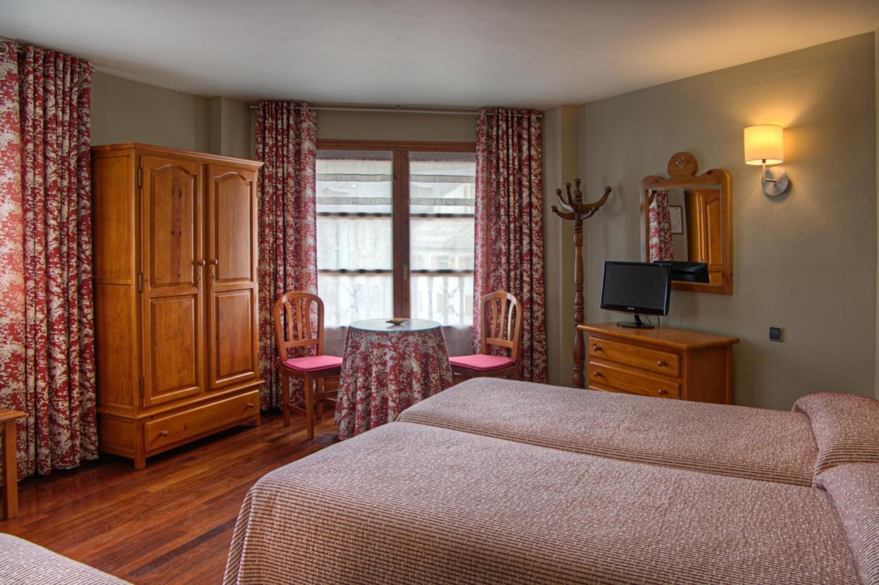 Hotel Aragueells Benasque Luaran gambar