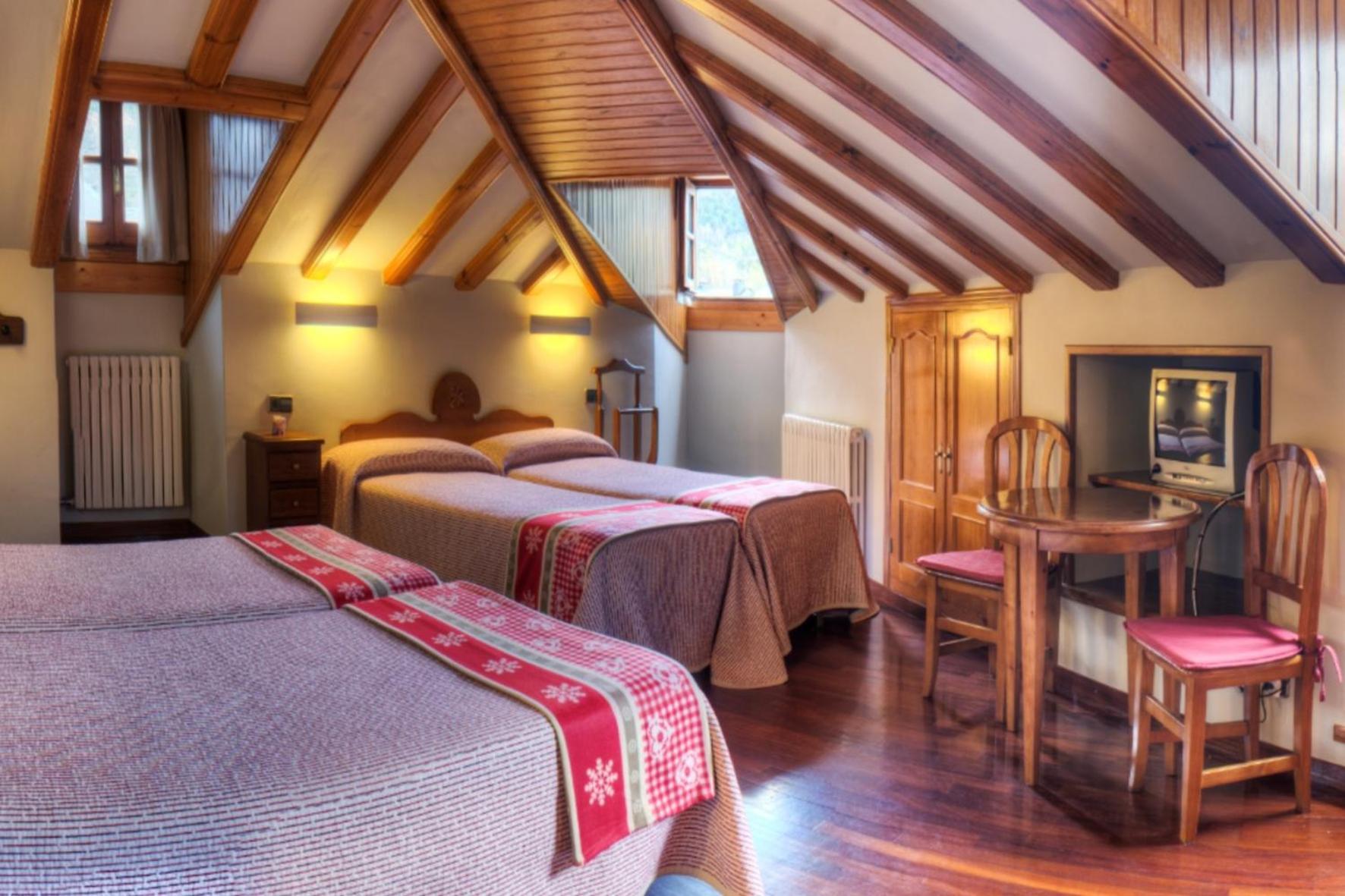 Hotel Aragueells Benasque Luaran gambar