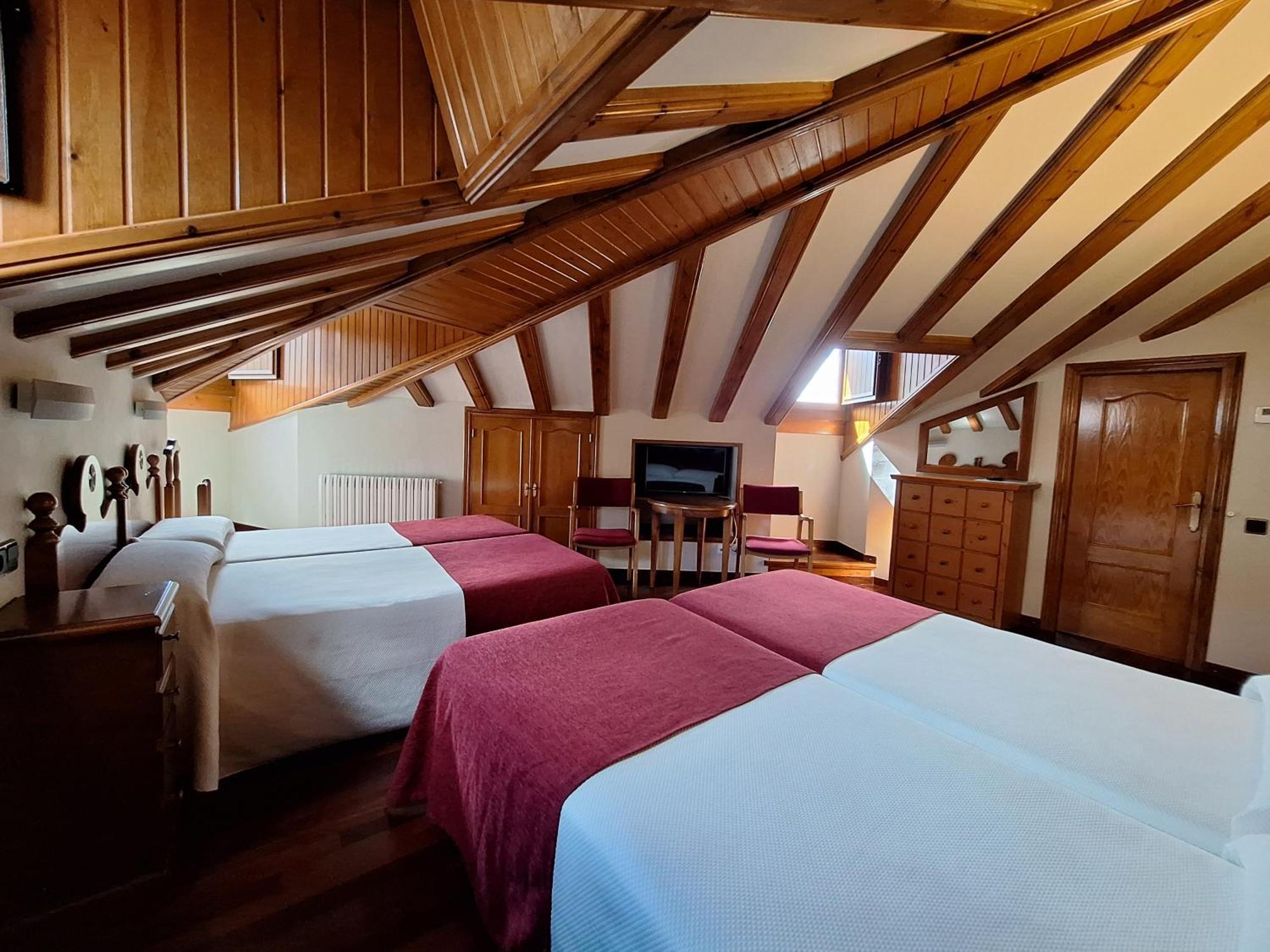 Hotel Aragueells Benasque Luaran gambar