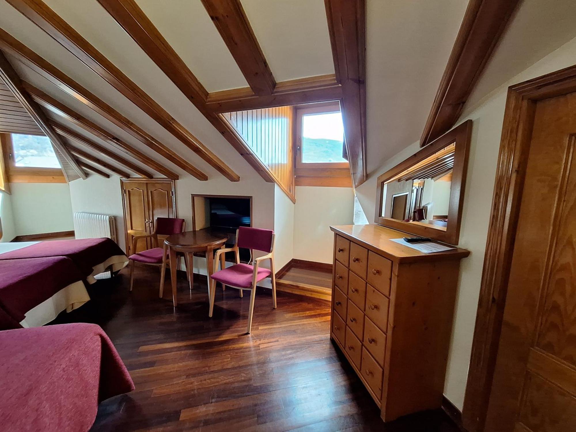 Hotel Aragueells Benasque Luaran gambar
