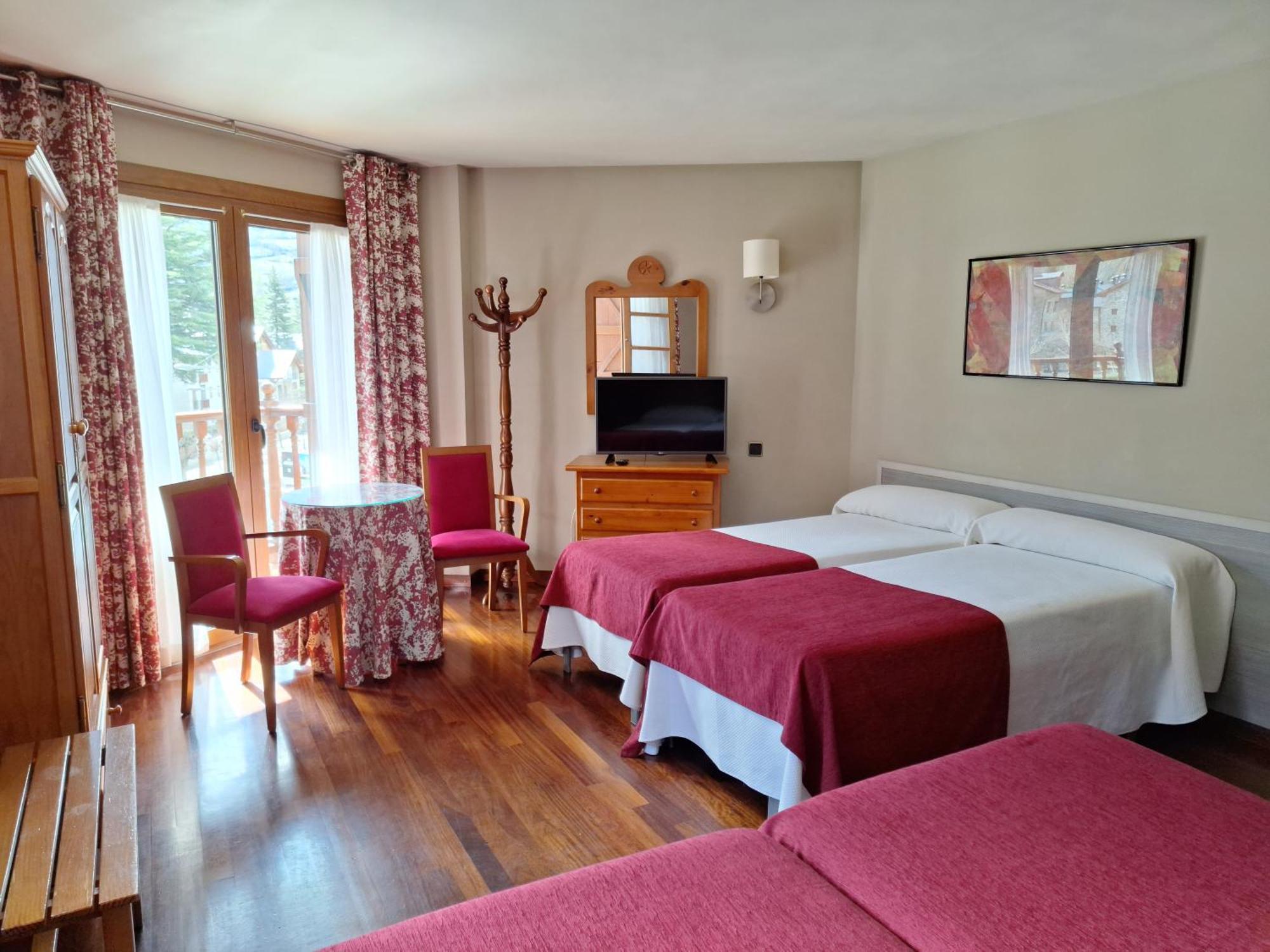 Hotel Aragueells Benasque Luaran gambar